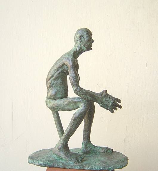 EXPECTANTE - Altura 20 cms - Peso 2,3 Kg